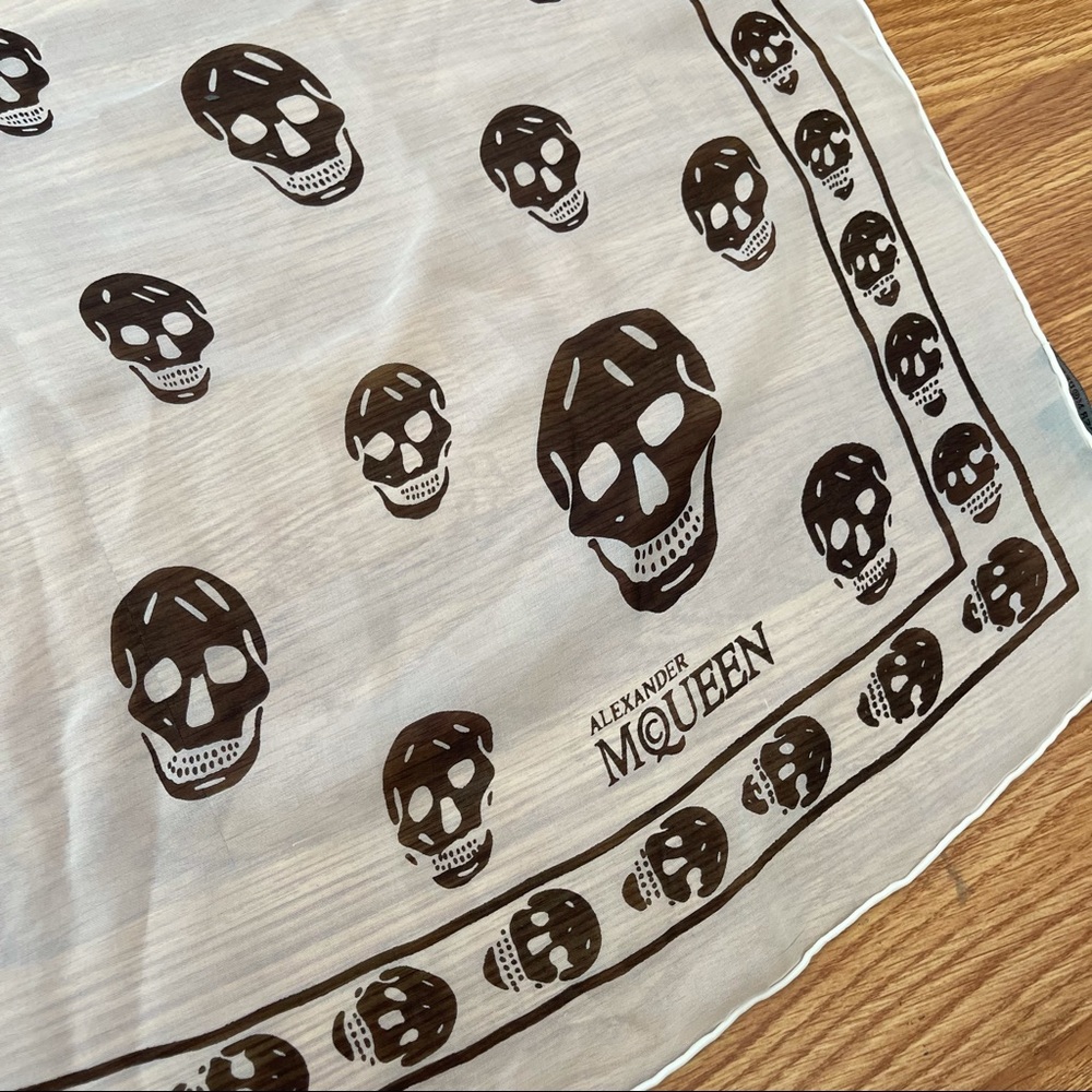 alexander mcqueen scarf